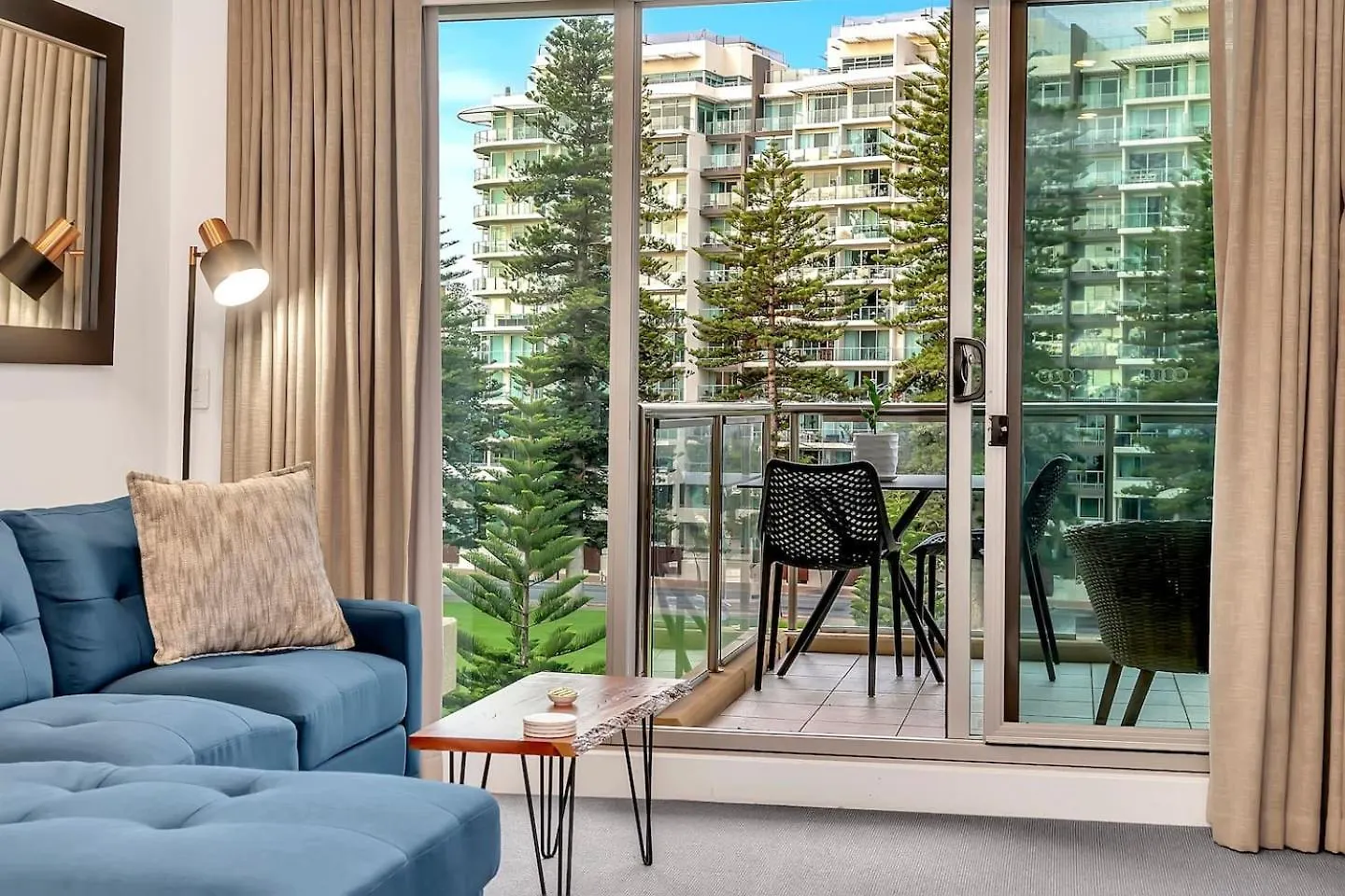 Апартаменты 'Bayside Pines' Resort-Style Haven On Glenelg Beach Аделаида Австралия
